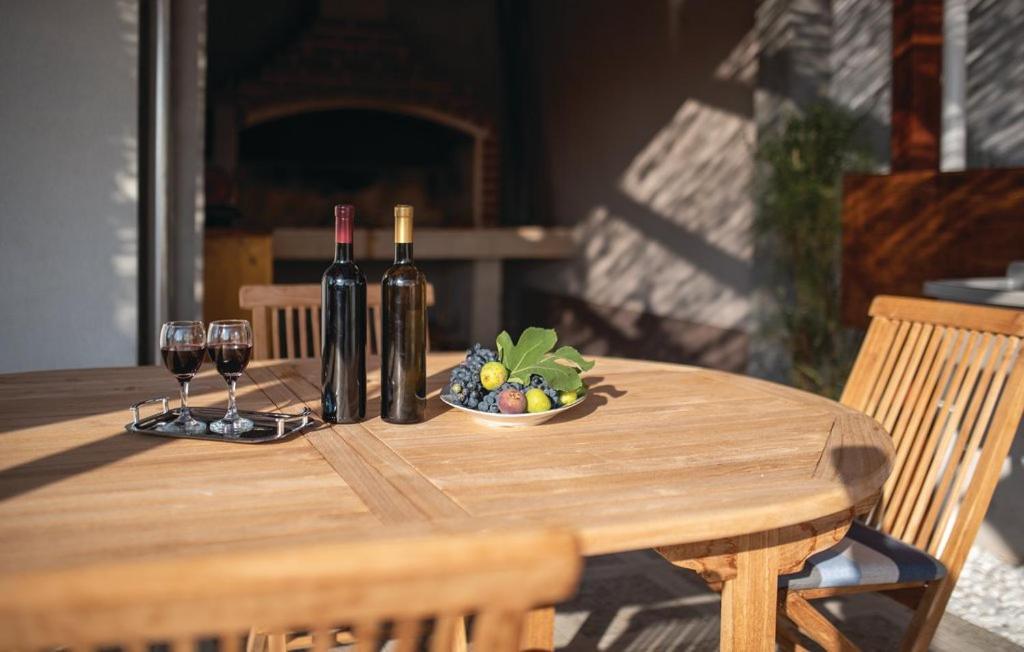 Holiday Home Sunce Dalmacije Mratovo Bagian luar foto