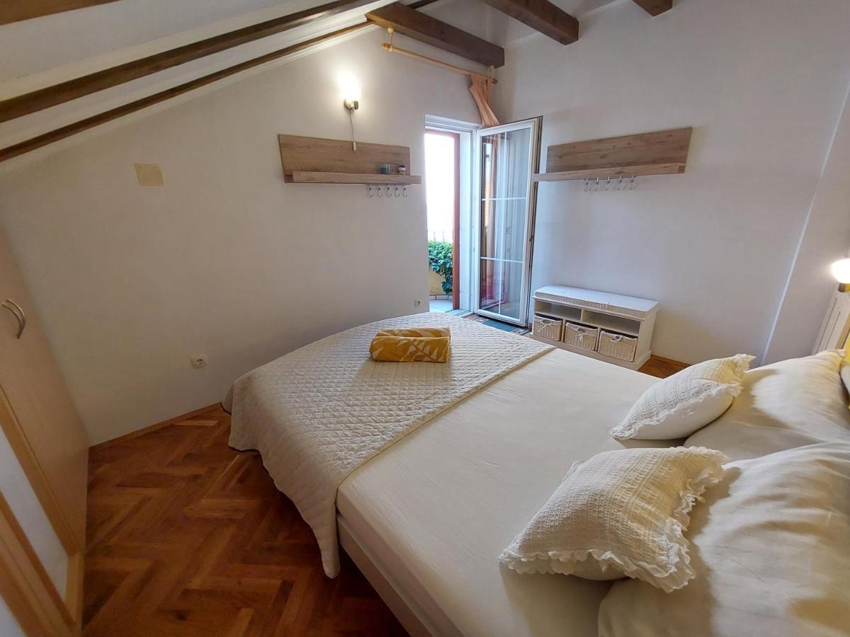 Holiday Home Sunce Dalmacije Mratovo Bagian luar foto